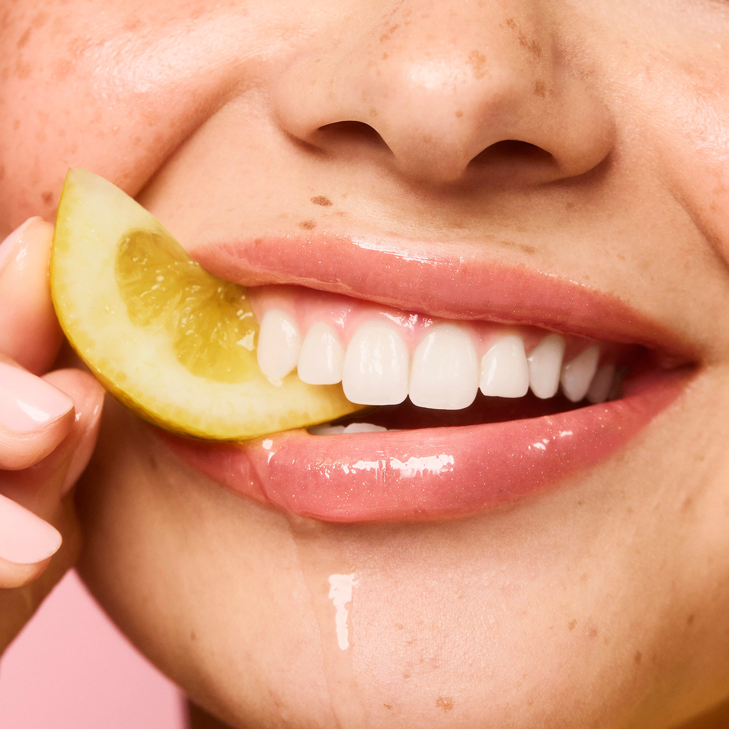 E.L.F. GLOW REVIVER MELTING LIP BALM (B&Aacute;LSAMO LABIAL DERRETIDO)